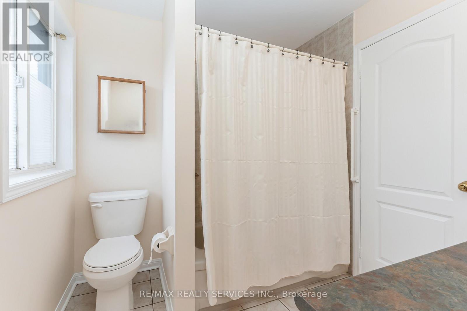 3 Springhurst Avenue, Brampton, ON - Indoor Photo Showing Bathroom