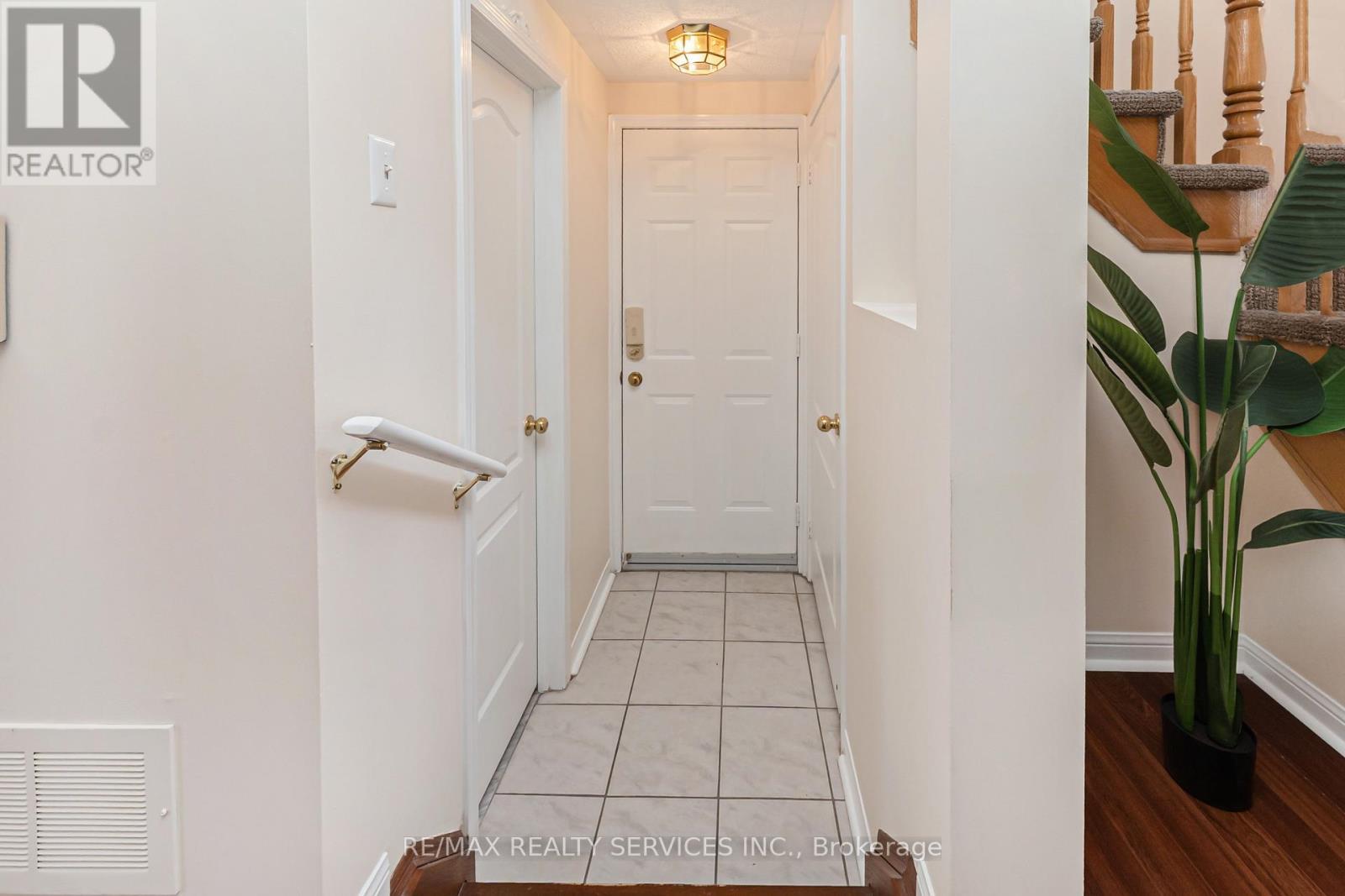 3 Springhurst Avenue, Brampton, ON - Indoor Photo Showing Other Room