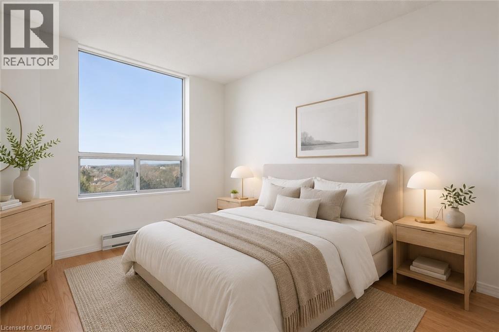 1901 Pilgrims Way Unit# 706, Oakville, ON - Indoor Photo Showing Bedroom