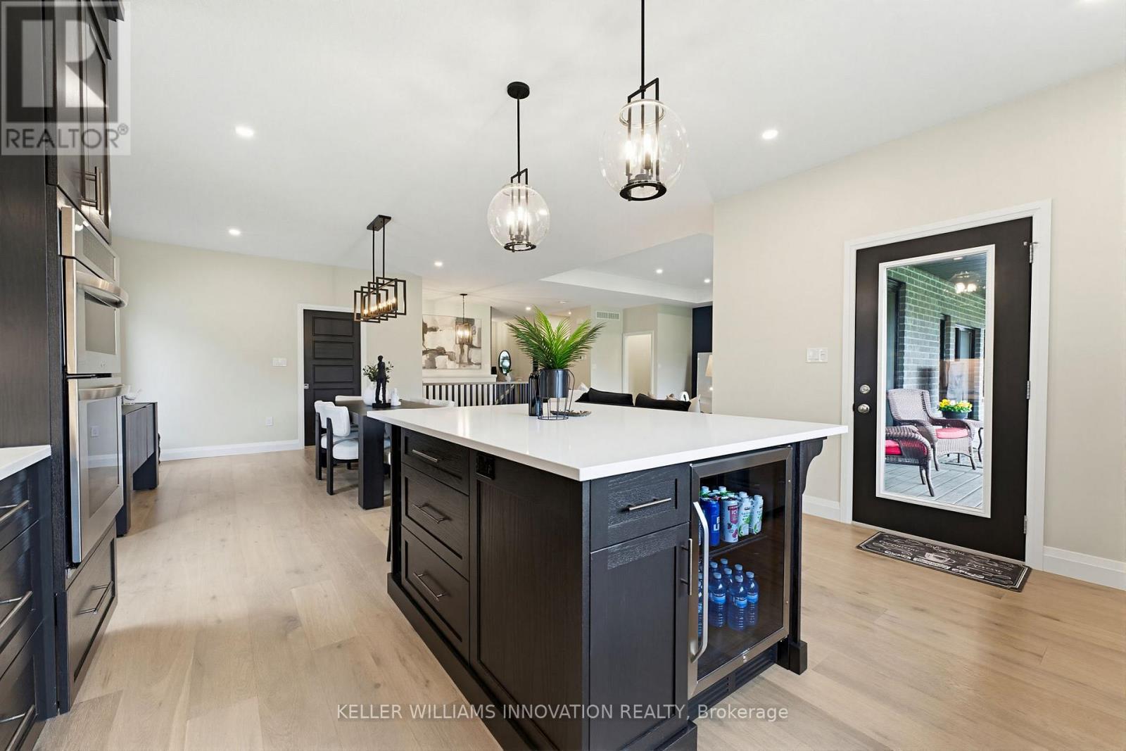 37 Gilmer Crescent, North Perth, ON - Indoor Photo Showing Kitchen With Upgraded Kitchen