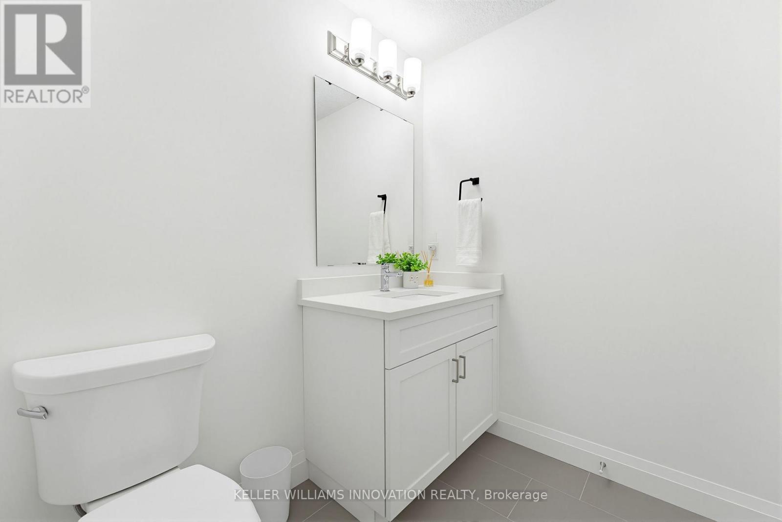 37 Gilmer Crescent, North Perth, ON - Indoor Photo Showing Bathroom