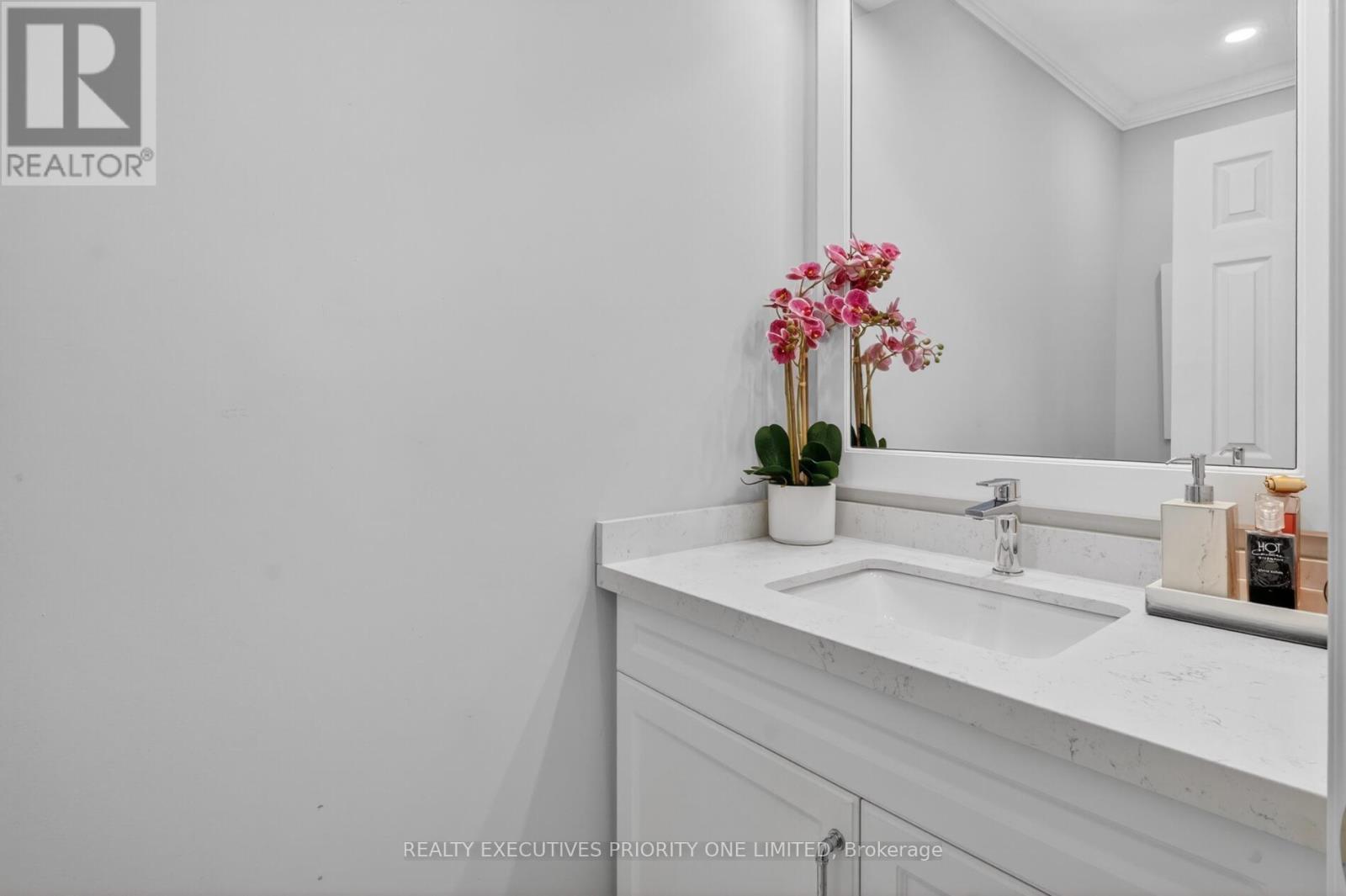 1149 Spragg Court, Mississauga, ON - Indoor Photo Showing Bathroom