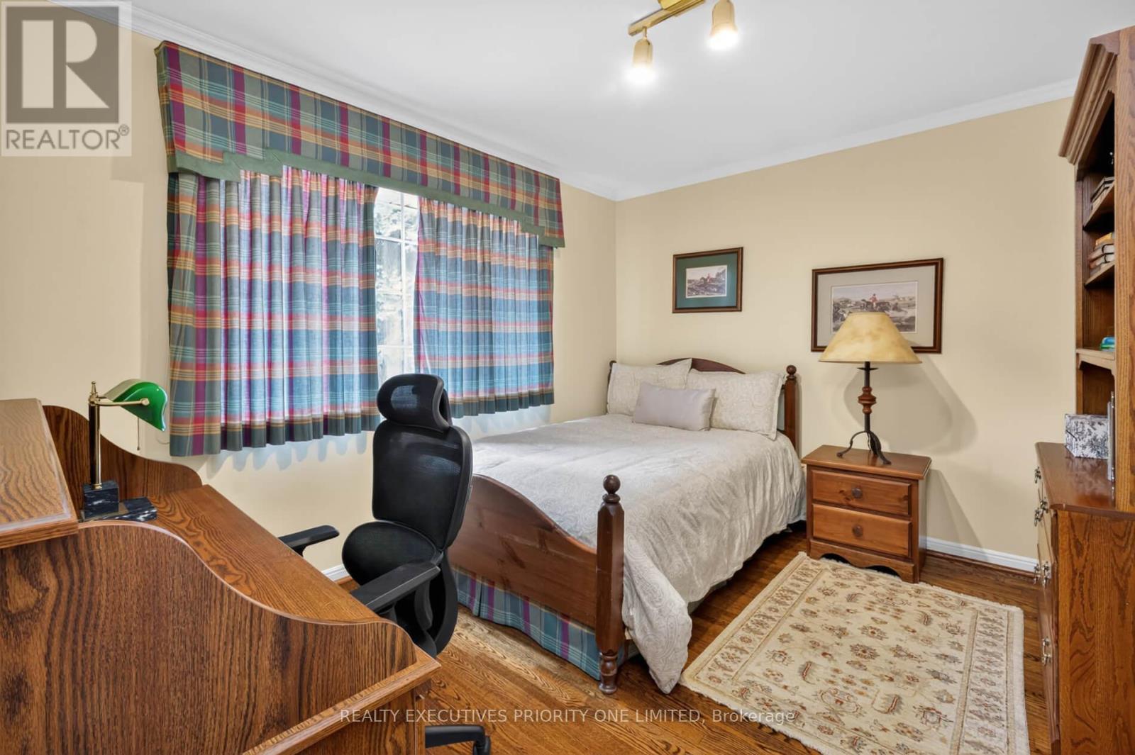 1149 Spragg Court, Mississauga, ON - Indoor Photo Showing Bedroom