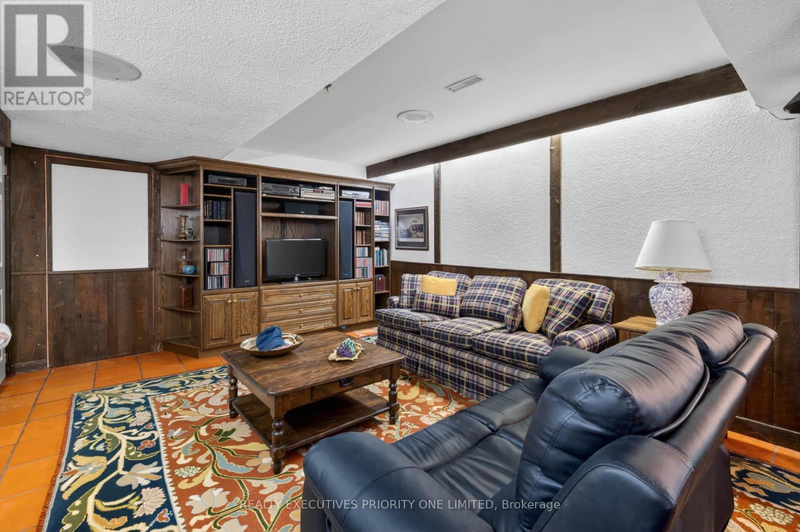 1149 Spragg Court, Mississauga, ON - Indoor Photo Showing Living Room