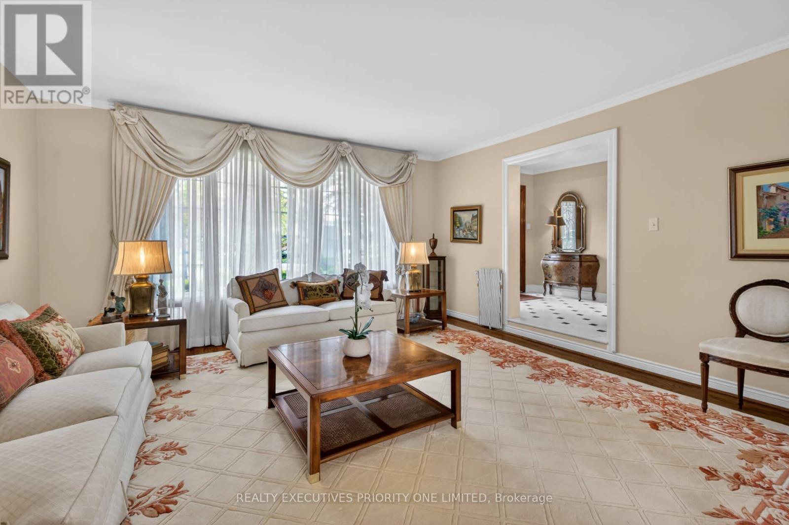 1149 Spragg Court, Mississauga, ON - Indoor Photo Showing Living Room