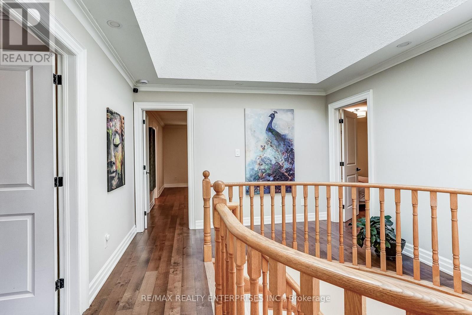 1264 Kane Road, Mississauga, ON - Indoor Photo Showing Living Room With Fireplace