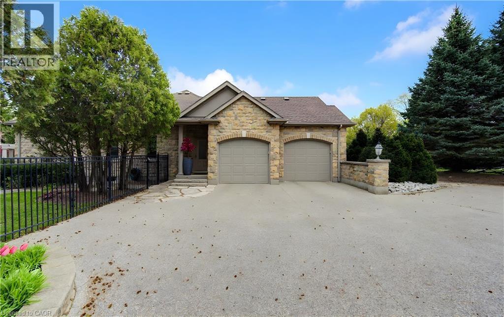 118 Old Mill Road, Cambridge, ON - Outdoor