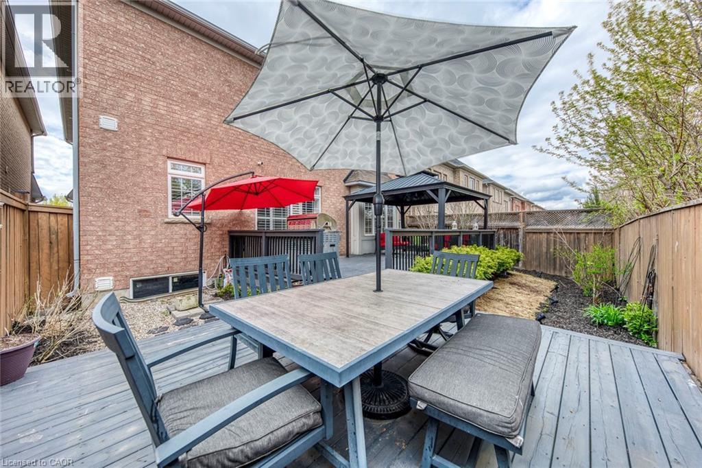 4208 Fuller Crescent, Burlington, ON - Outdoor With Deck Patio Veranda With Exterior