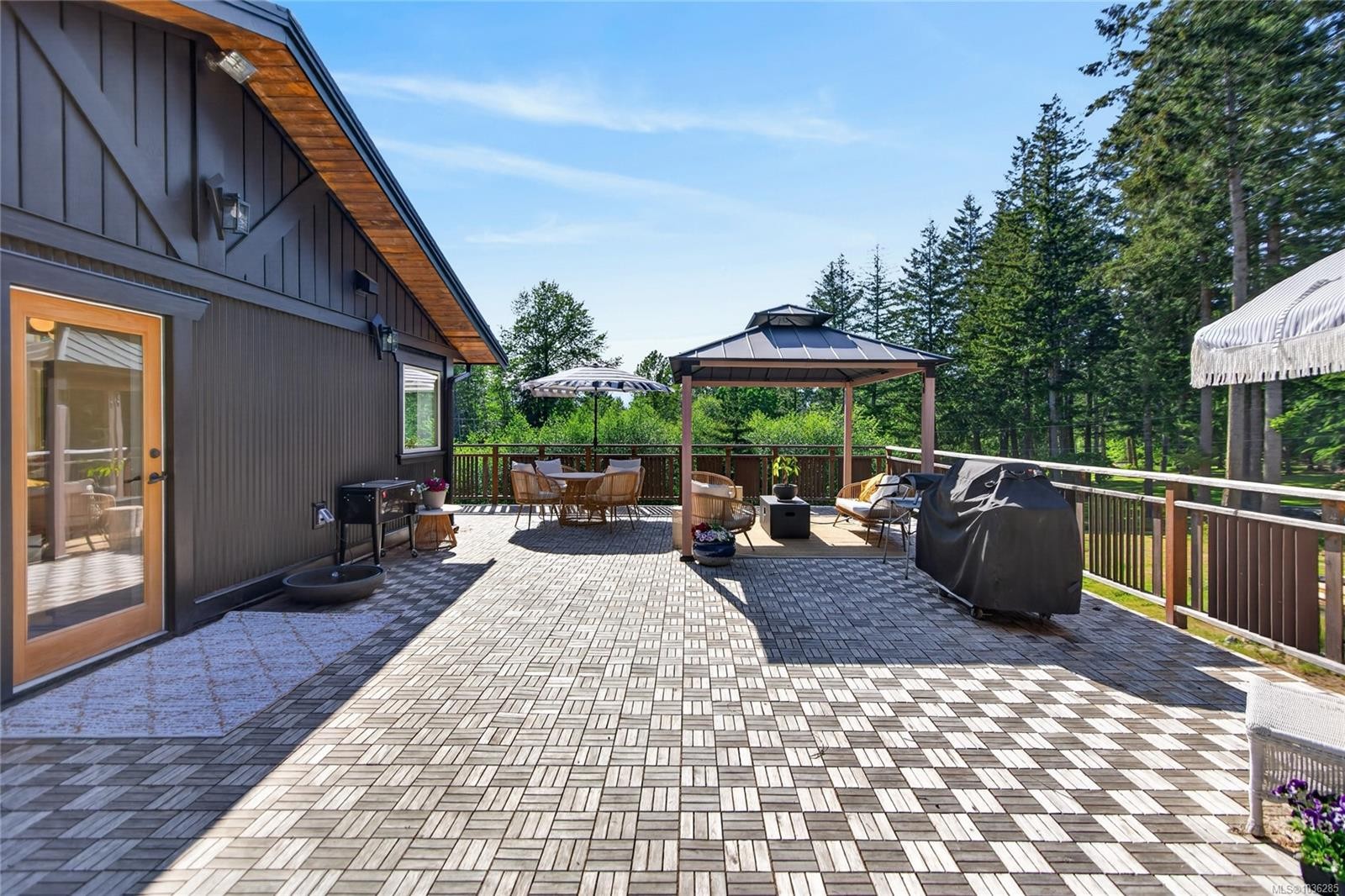 2279/2281 Clark Rd, Courtenay, BC