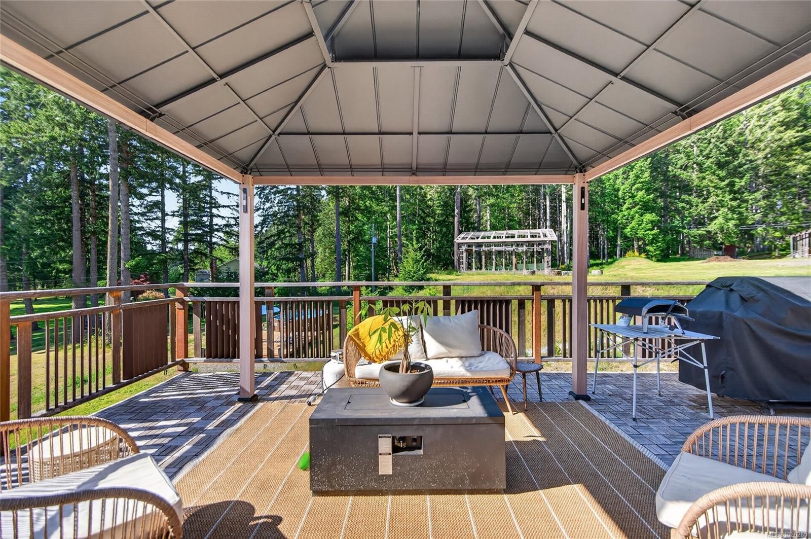 2279/2281 Clark Rd, Courtenay, BC