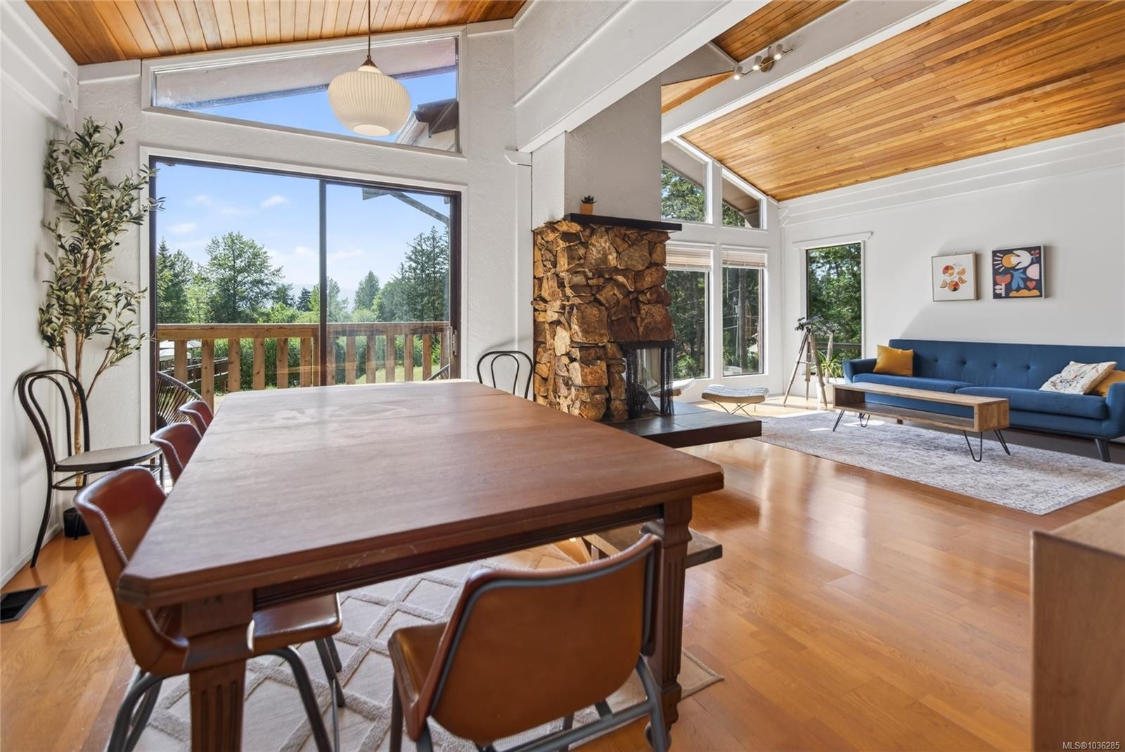 2279/2281 Clark Rd, Courtenay, BC