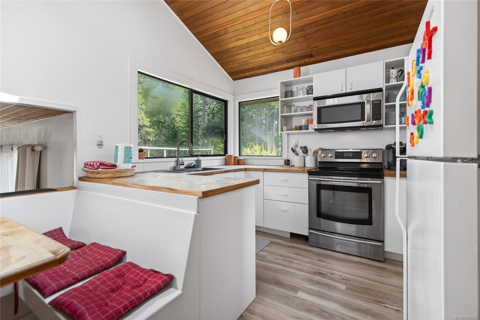 2279/2281 Clark Rd, Courtenay, BC