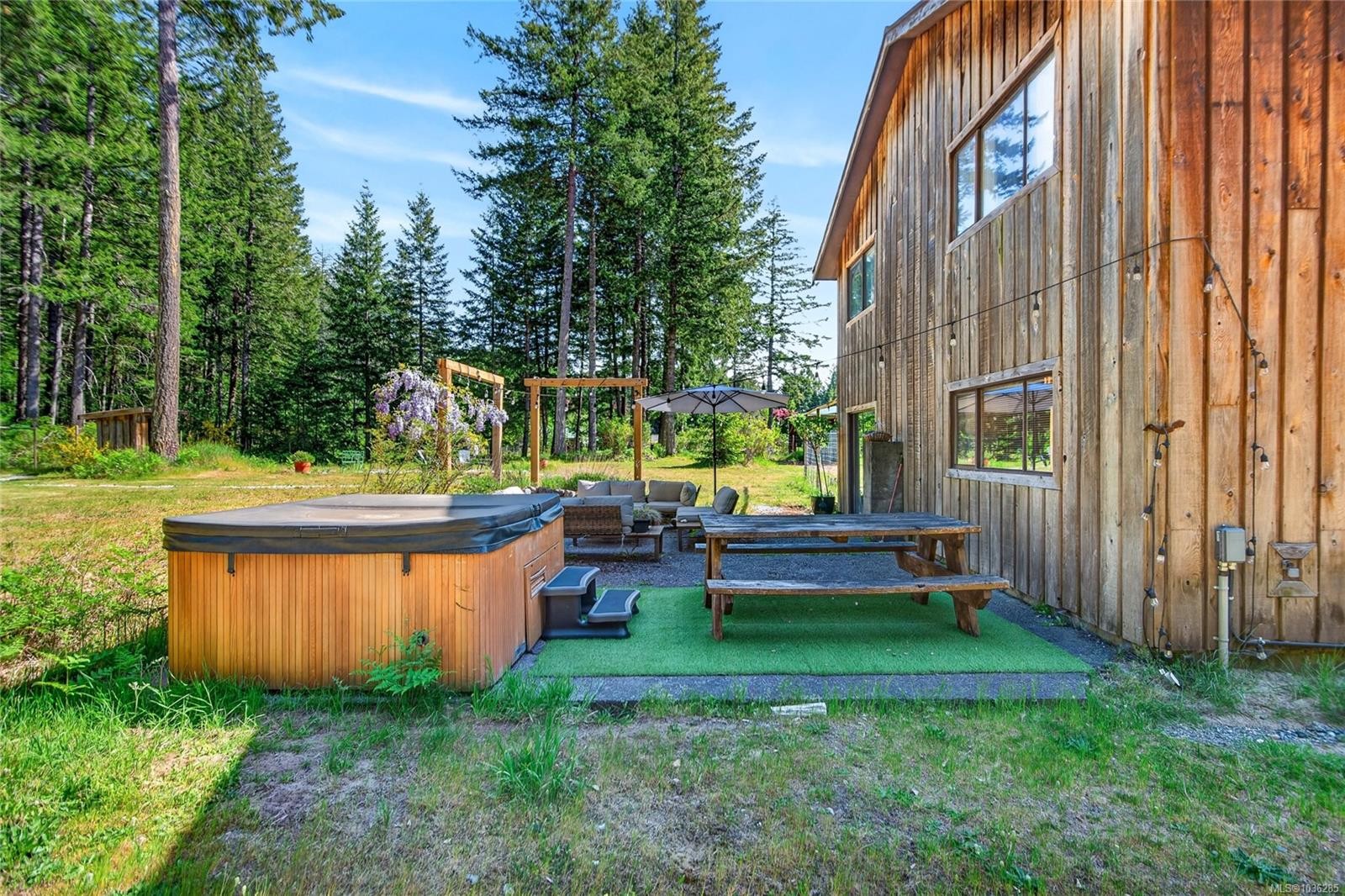 2279/2281 Clark Rd, Courtenay, BC
