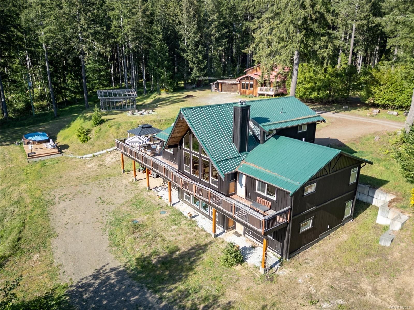 2279/2281 Clark Rd, Courtenay, BC