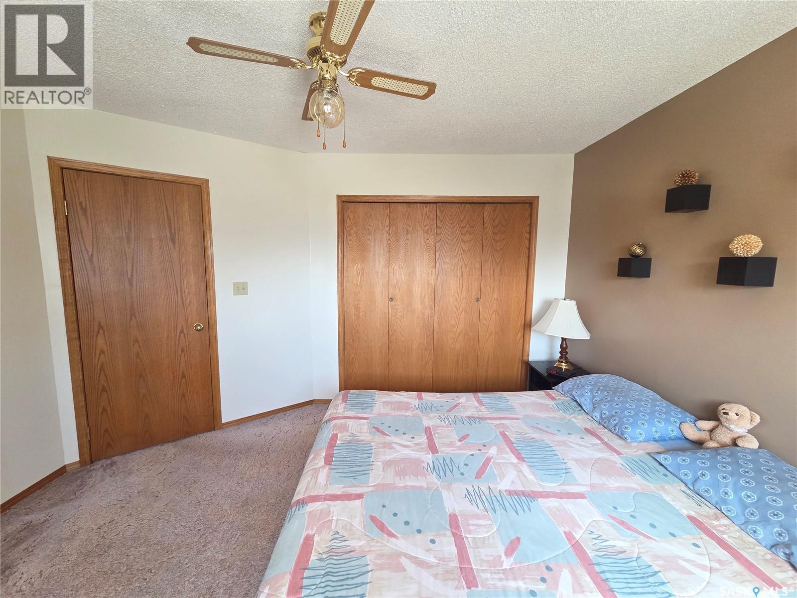509 Carlyle Avenue, Carlyle, SK - Indoor Photo Showing Bedroom