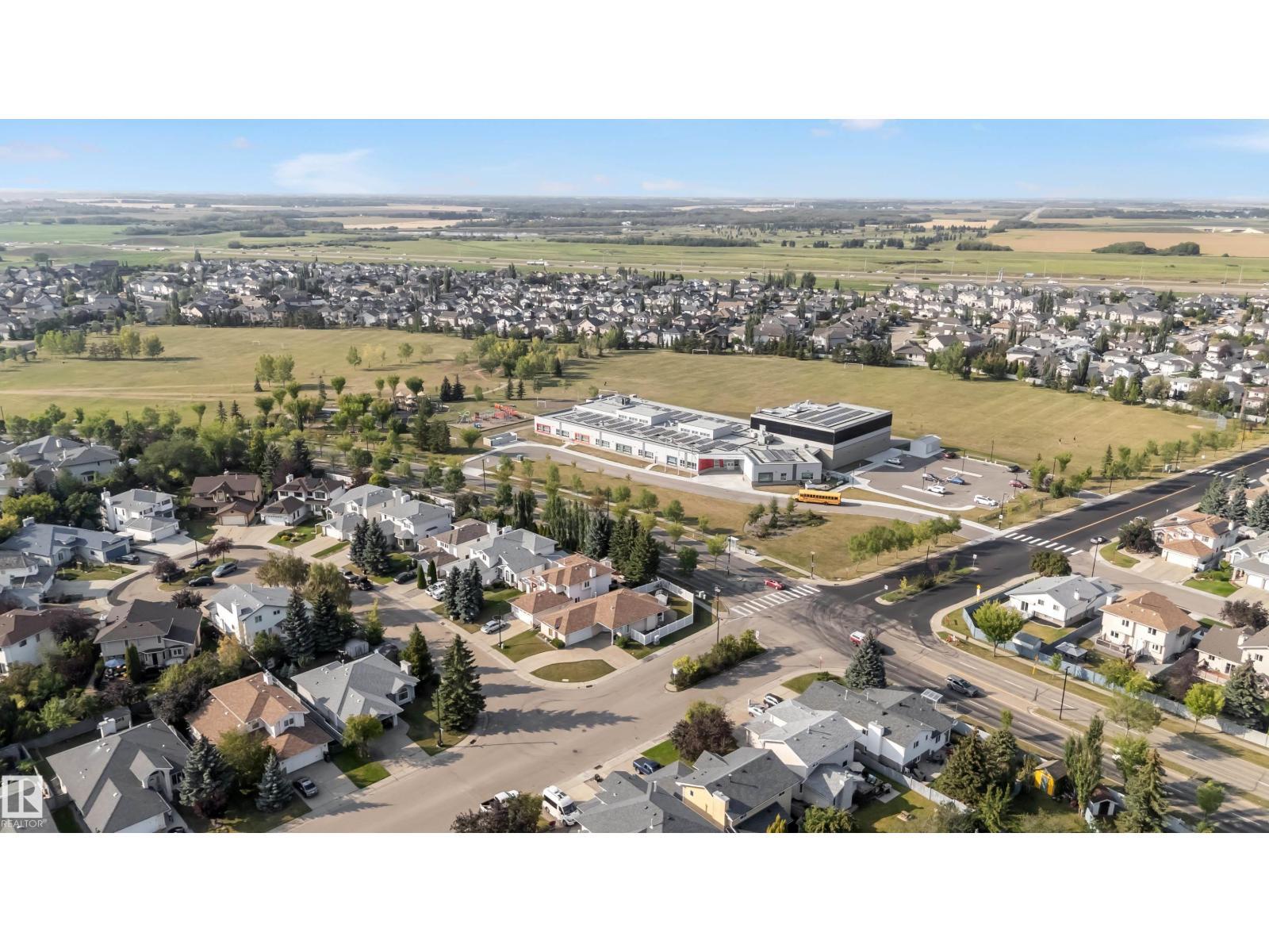 10621 175A Av Nw, Edmonton, AB - Outdoor With View