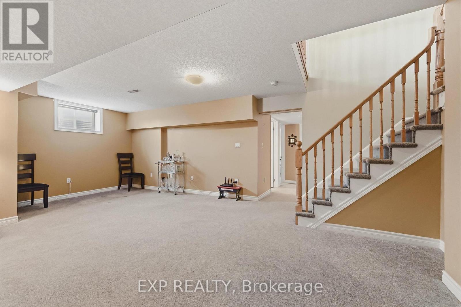 89 Andrews Drive, Mapleton, ON - Indoor