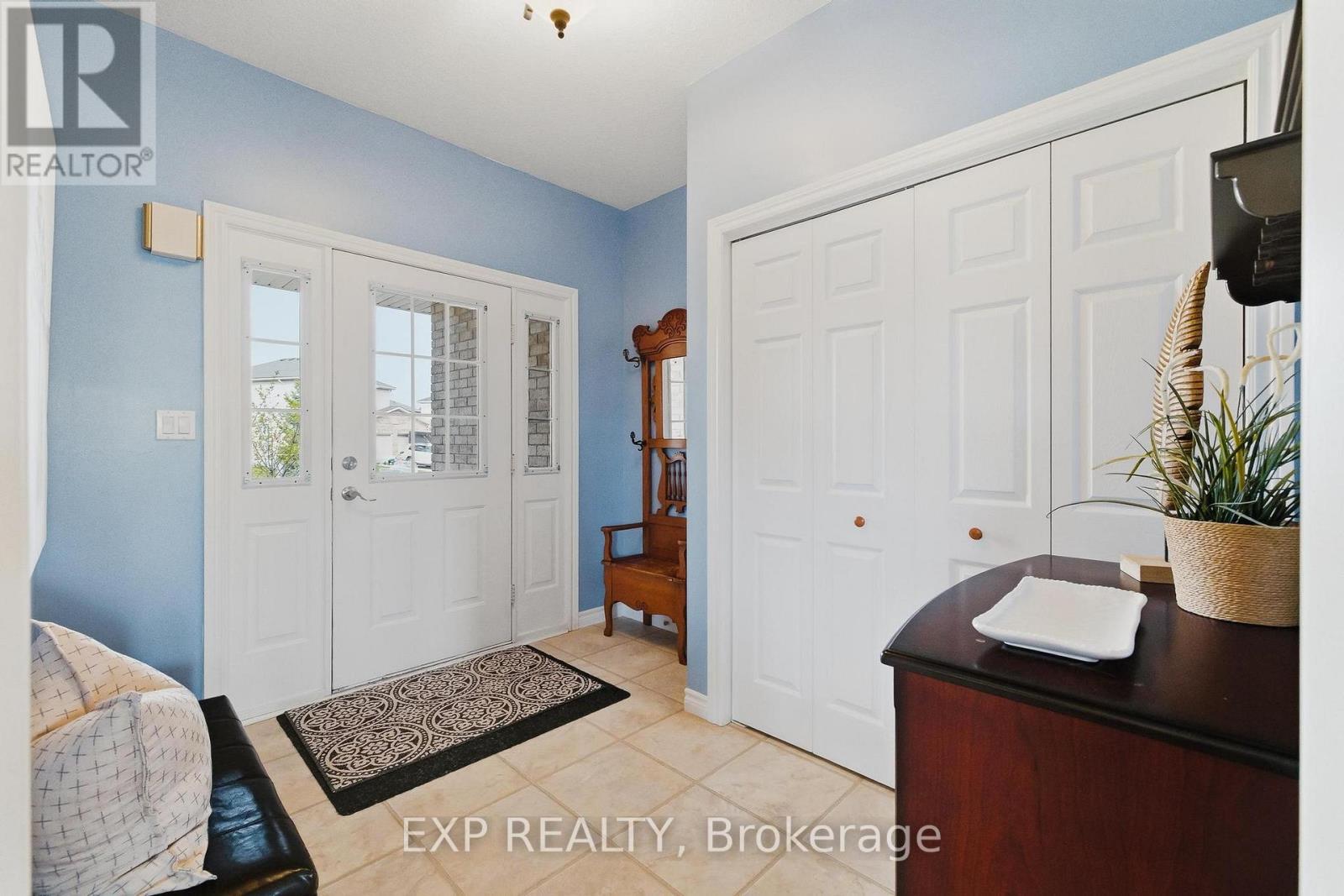 89 Andrews Drive, Mapleton, ON - Indoor