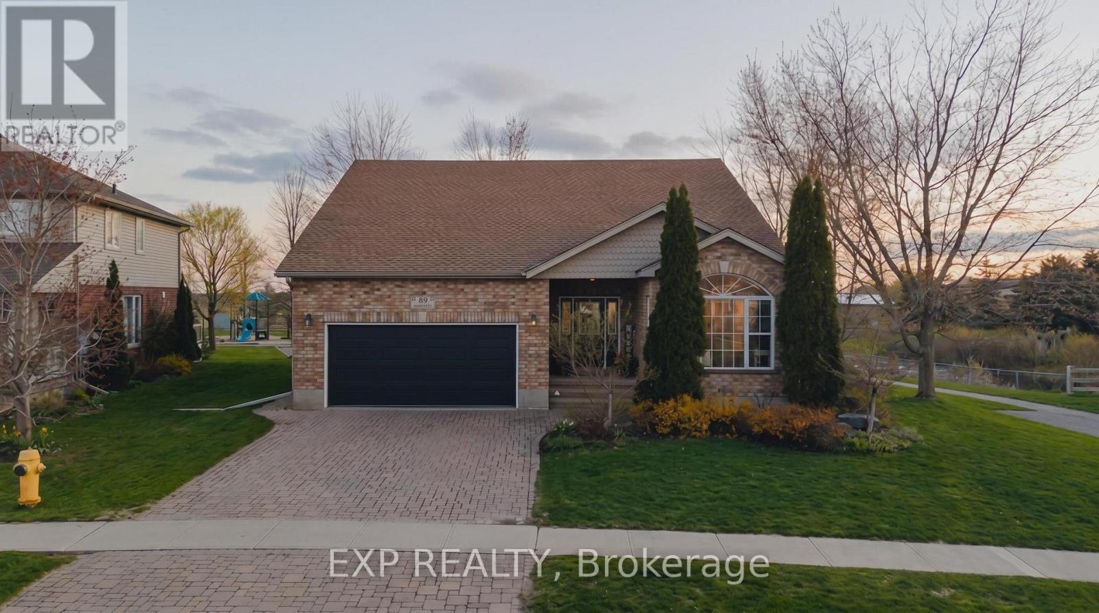 89 Andrews Drive, Mapleton, ON - Outdoor