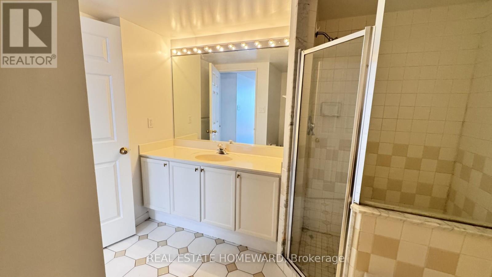 Ensuite - 2012 - 101 Subway Crescent, Toronto, ON - Indoor Photo Showing Bathroom