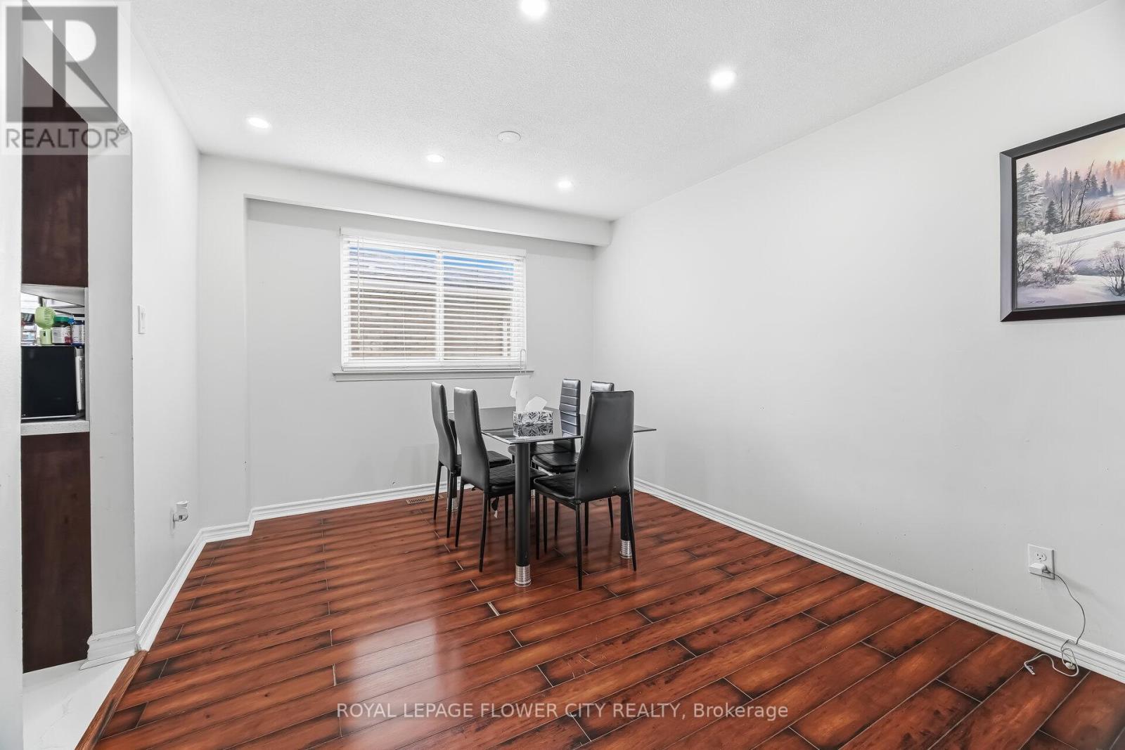 3027 Coral Drive, Mississauga, ON - Indoor Photo Showing Dining Room