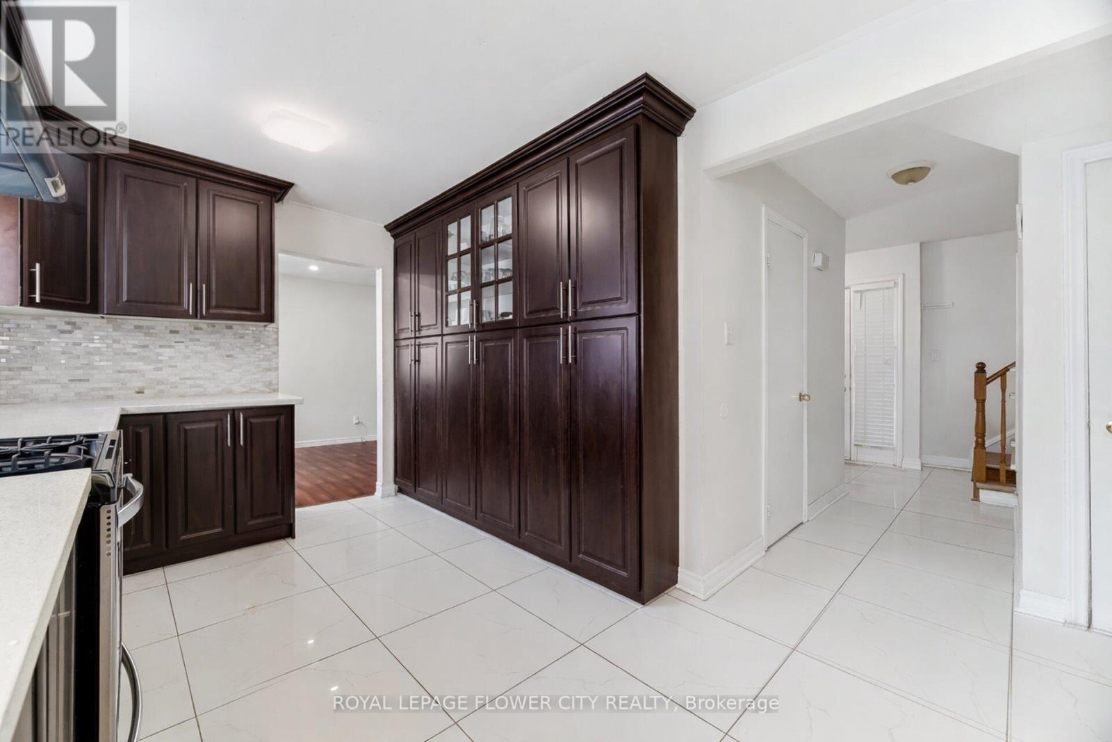 3027 Coral Drive, Mississauga, ON - Indoor