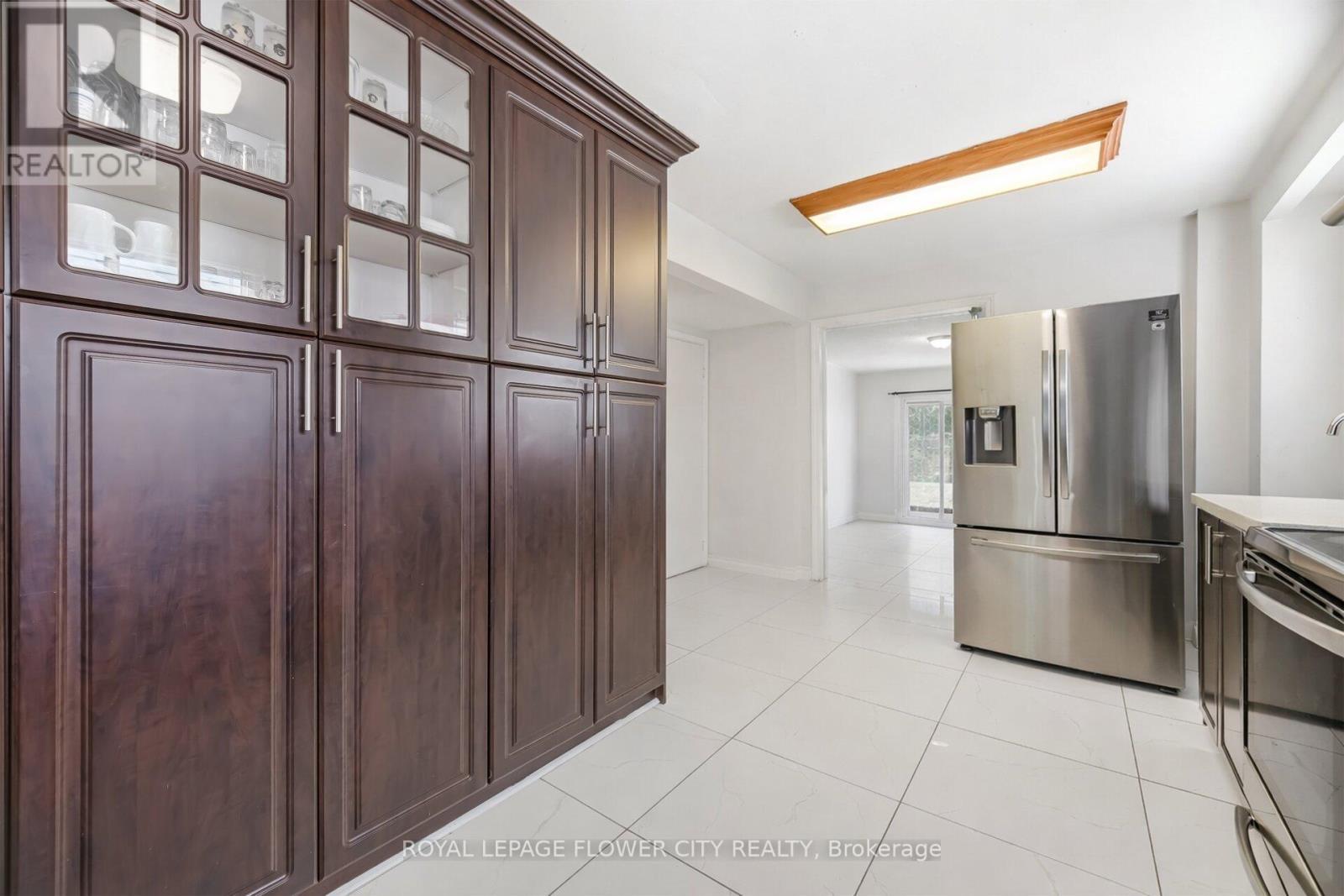 3027 Coral Drive, Mississauga, ON - Indoor