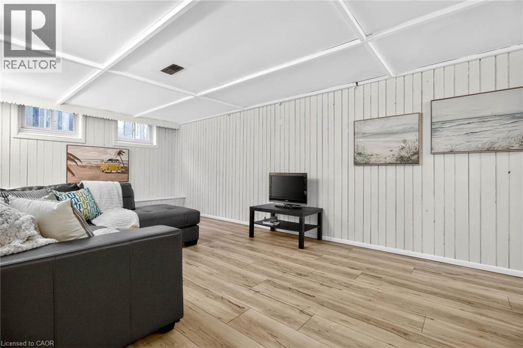 874 Francis Road, Burlington, ON - Indoor