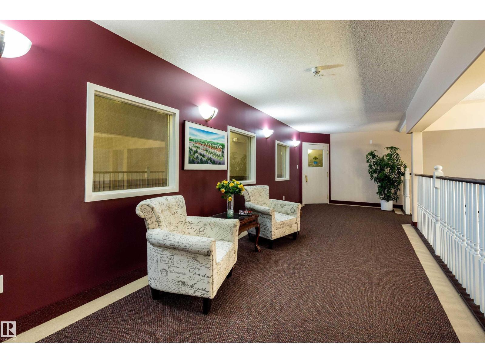 #112 6703 172 St Nw, Edmonton, AB - Indoor Photo Showing Other Room