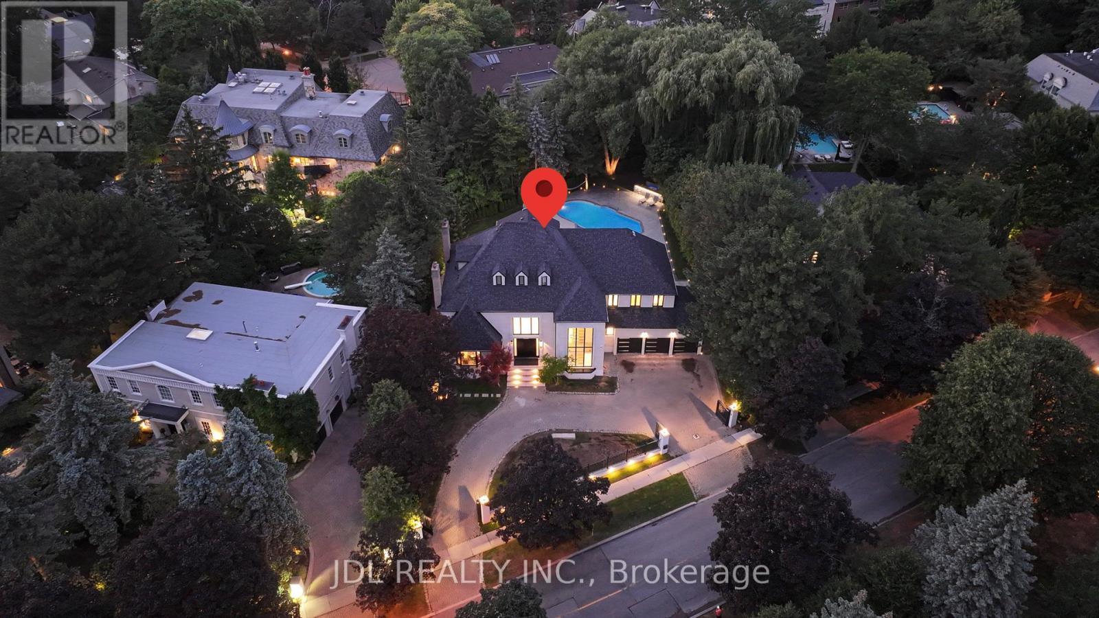 19 Fifeshire Road, Toronto, ON