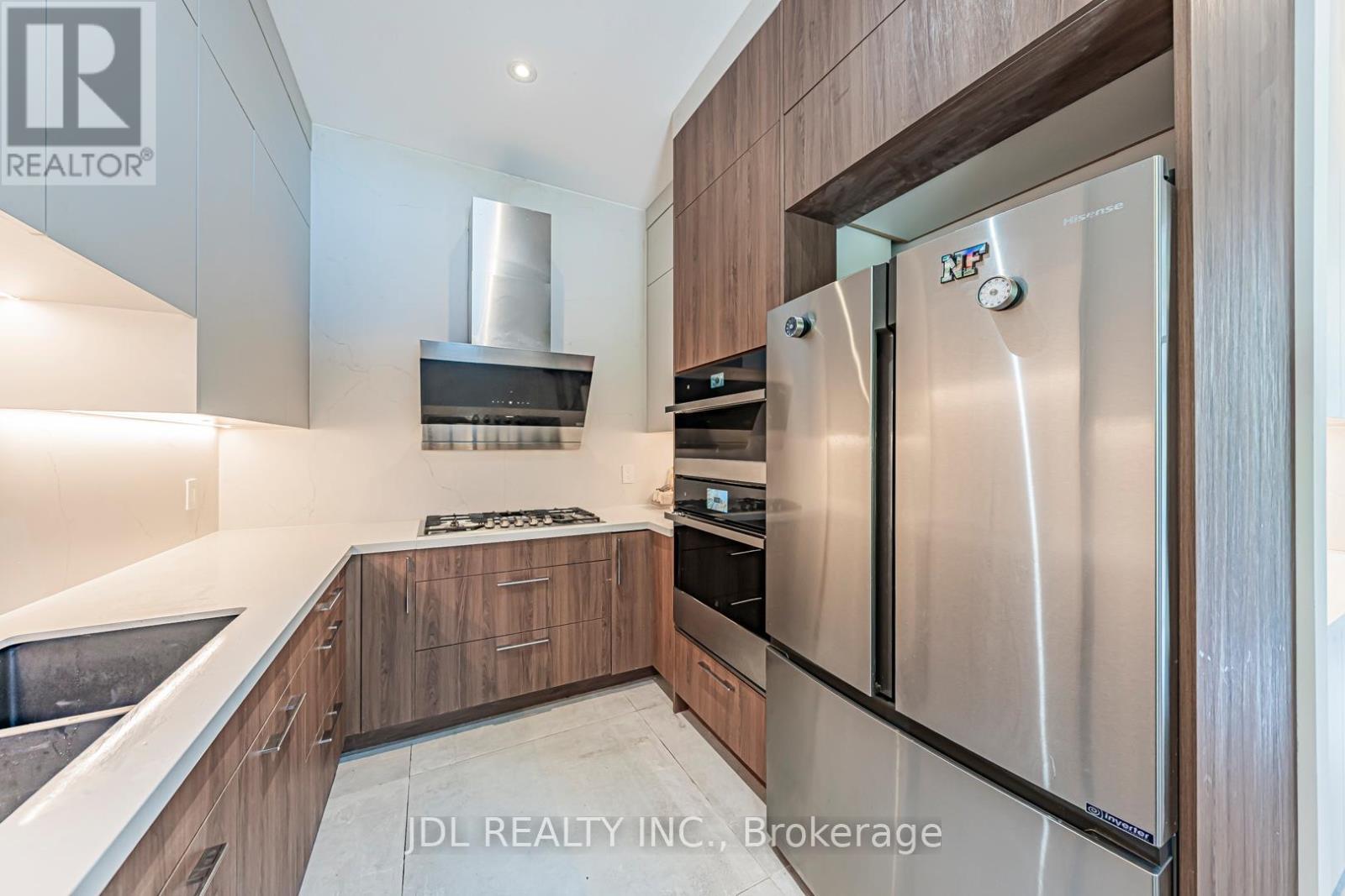 19 Fifeshire Road, Toronto, ON