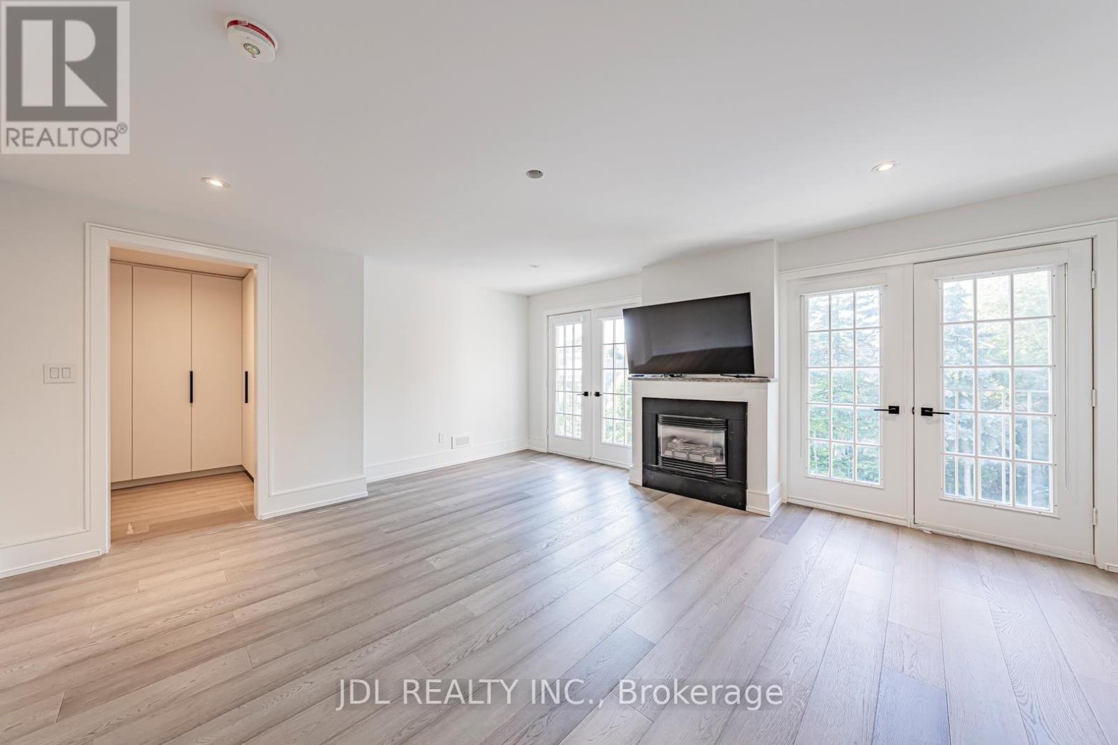 19 Fifeshire Road, Toronto, ON