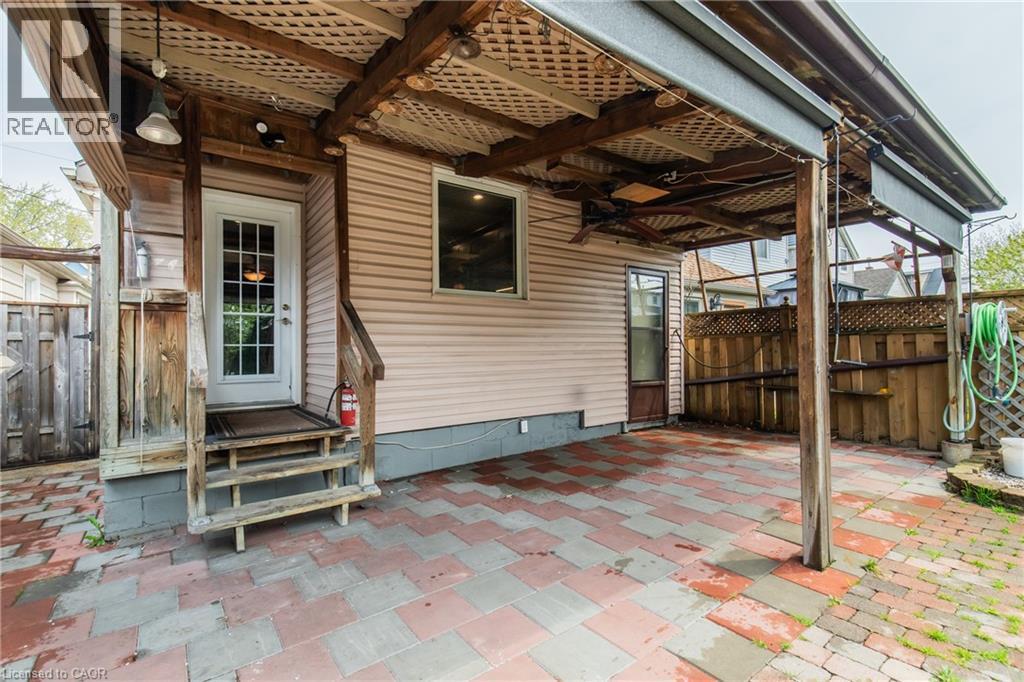 14 Cambridge Avenue, Hamilton, ON - Outdoor With Exterior
