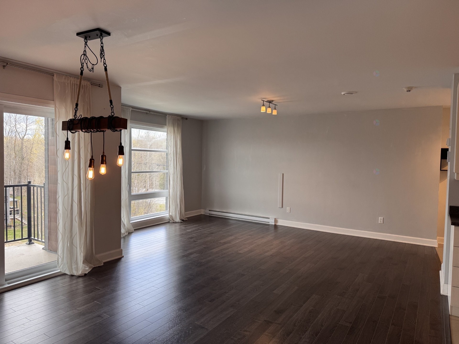 Living Room - 13-9105 Rue Des Outardes, Mirabel, QC - Indoor Photo Showing Other Room