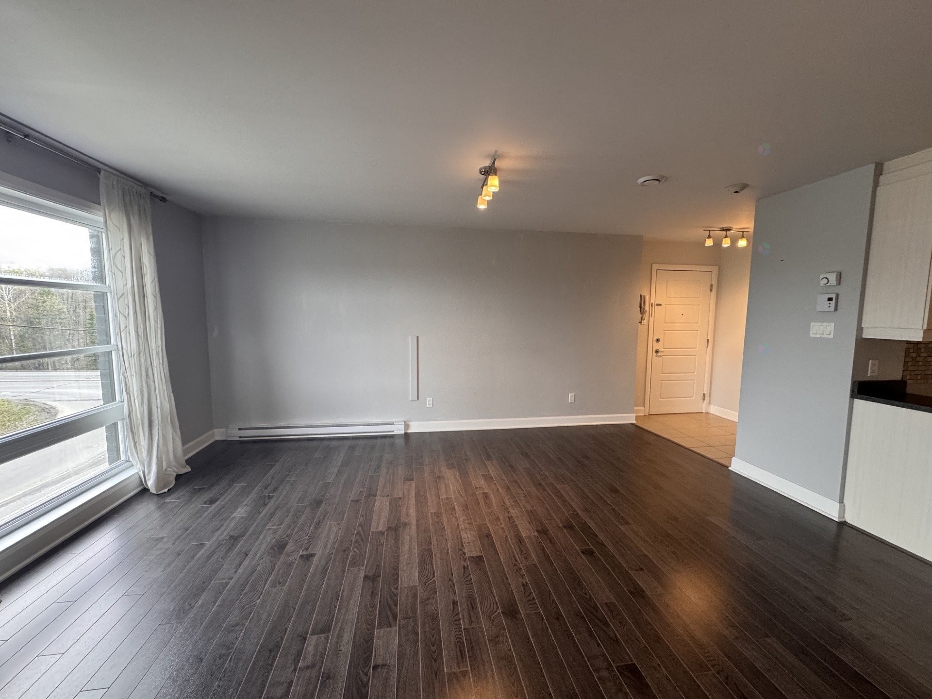 Living Room - 13-9105 Rue Des Outardes, Mirabel, QC - Indoor Photo Showing Other Room