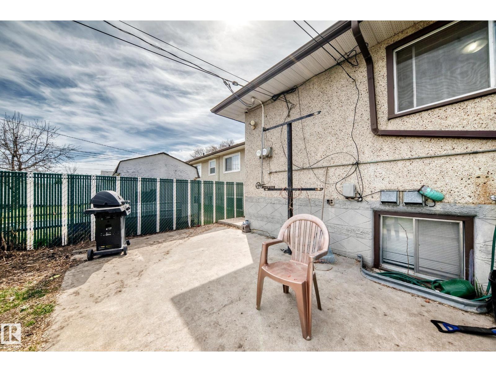 12825 102 St Nw, Edmonton, AB - Outdoor With Exterior