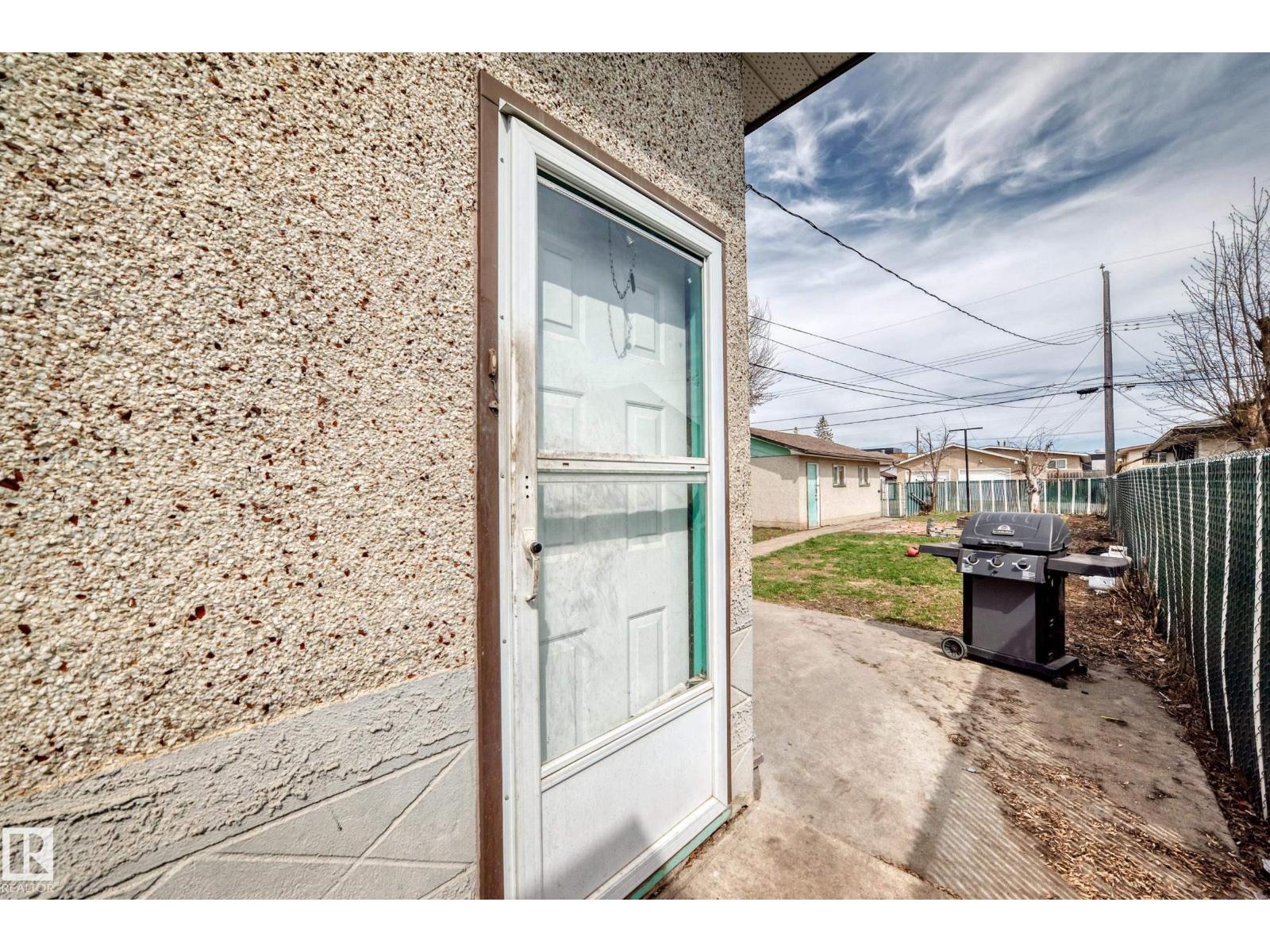 12825 102 St Nw, Edmonton, AB - Outdoor With Exterior