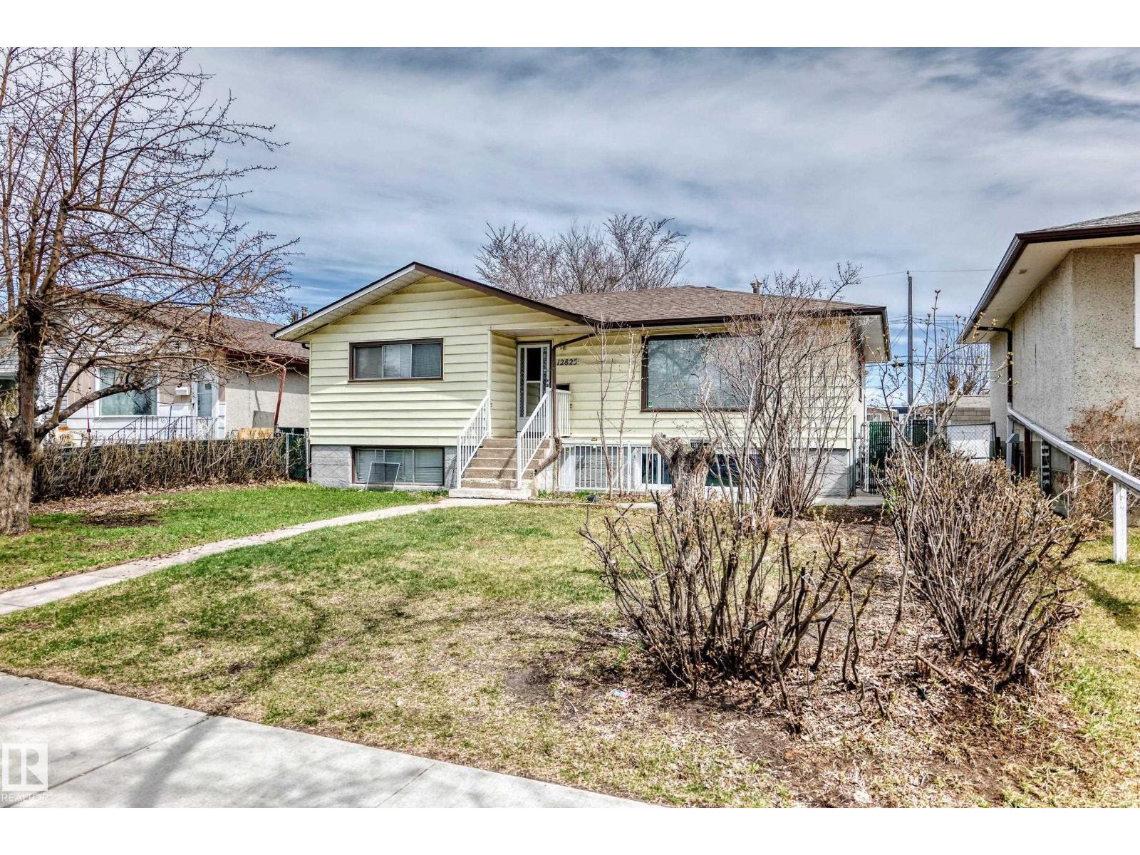 12825 102 St Nw, Edmonton, AB - Outdoor