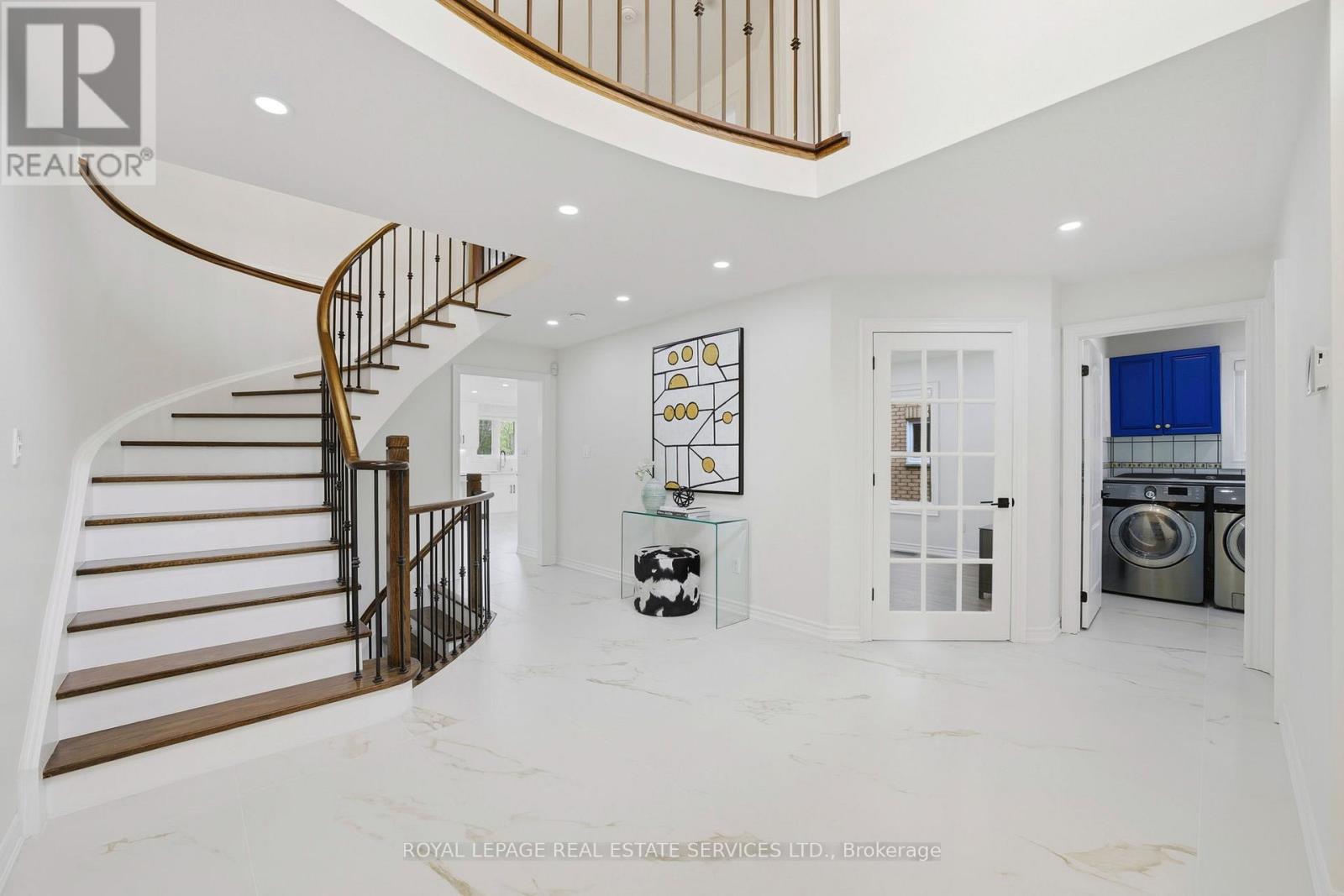 2531 Morrison Avenue, Mississauga, ON - Indoor Photo Showing Other Room