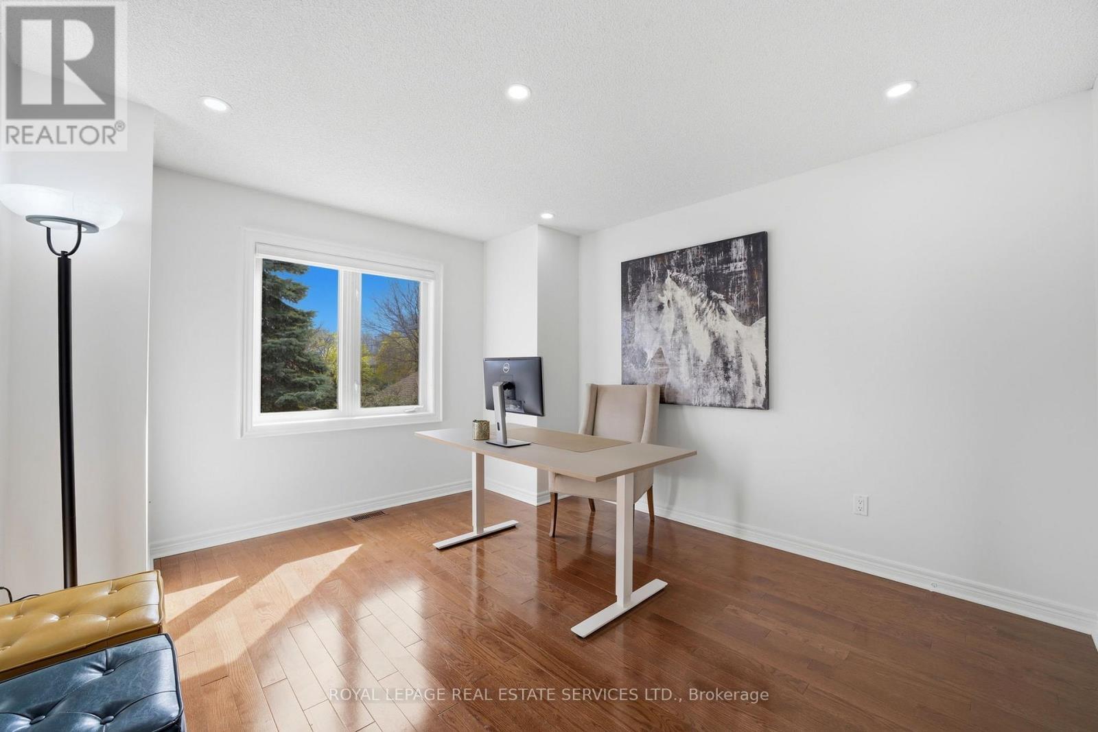 2531 Morrison Avenue, Mississauga, ON - Indoor With Storage