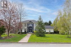 8056 CATHEDRAL DRIVE Niagara Falls (Mt. Carmel), ON L2H 2Z2