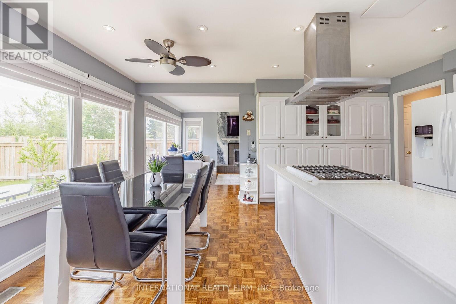 1236 Fleet Street, Mississauga, ON - Indoor