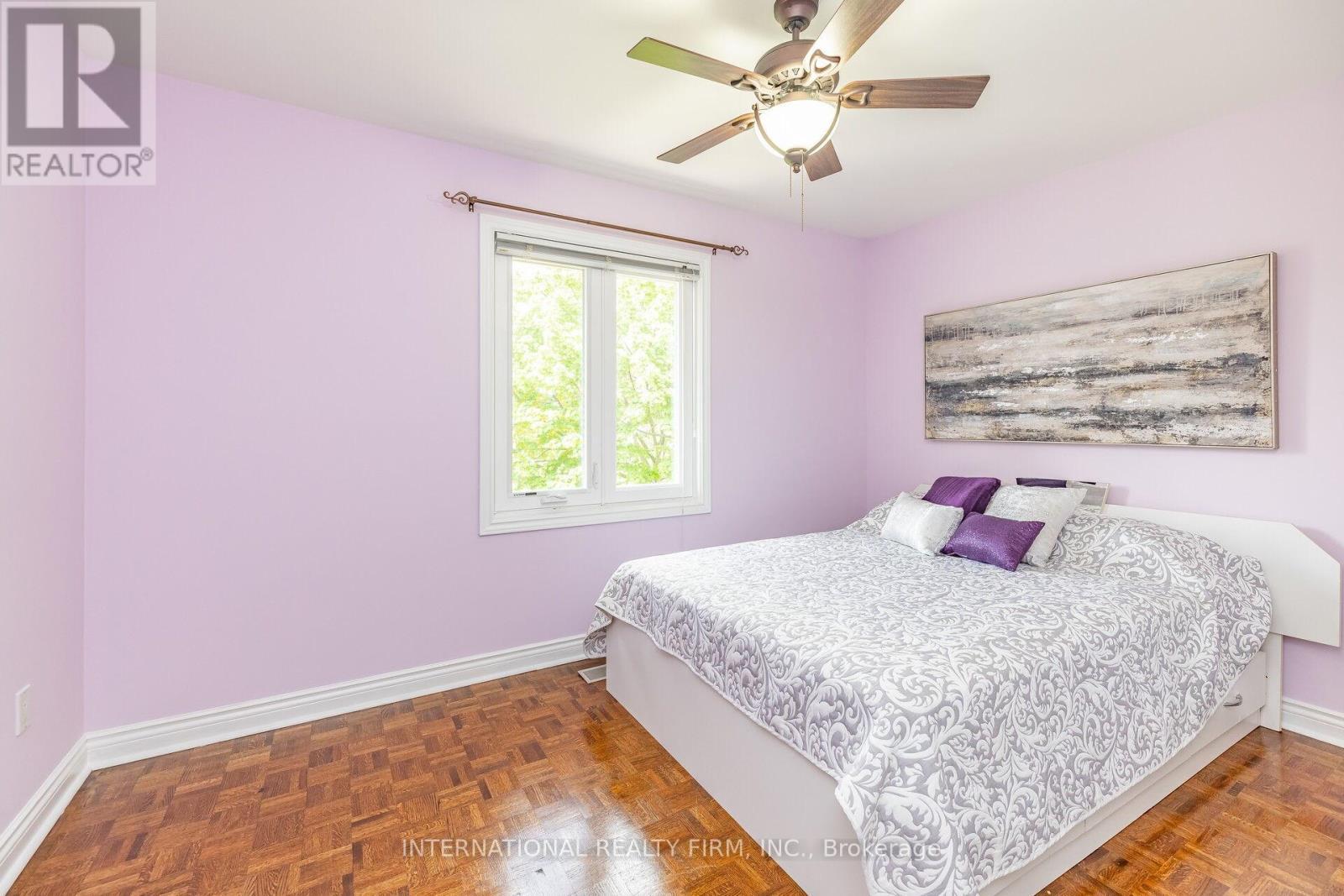 1236 Fleet Street, Mississauga, ON - Indoor Photo Showing Bedroom
