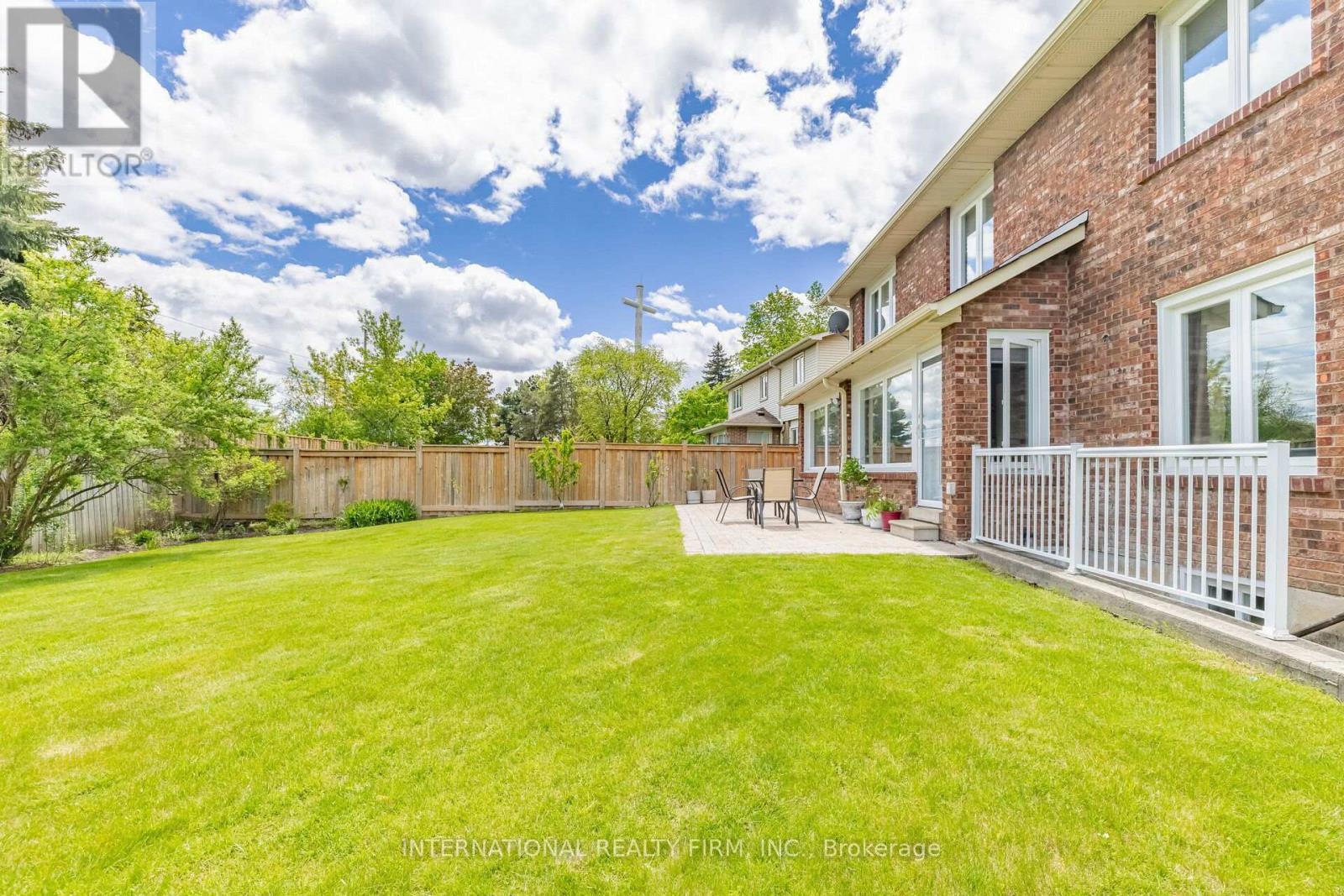 1236 Fleet Street, Mississauga, ON - Outdoor