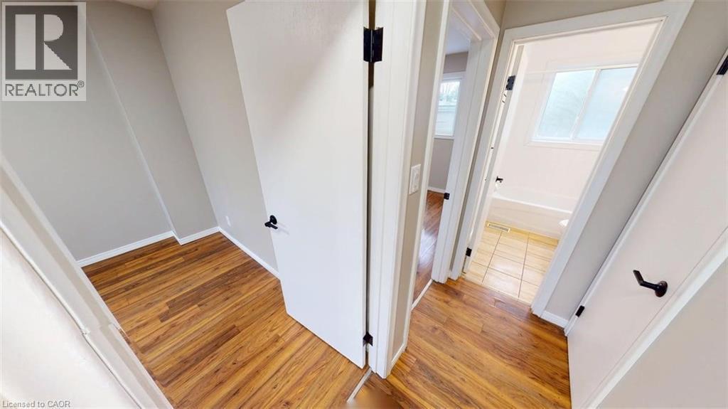 24 Burn Place, Kitchener, ON - Indoor Photo Showing Other Room