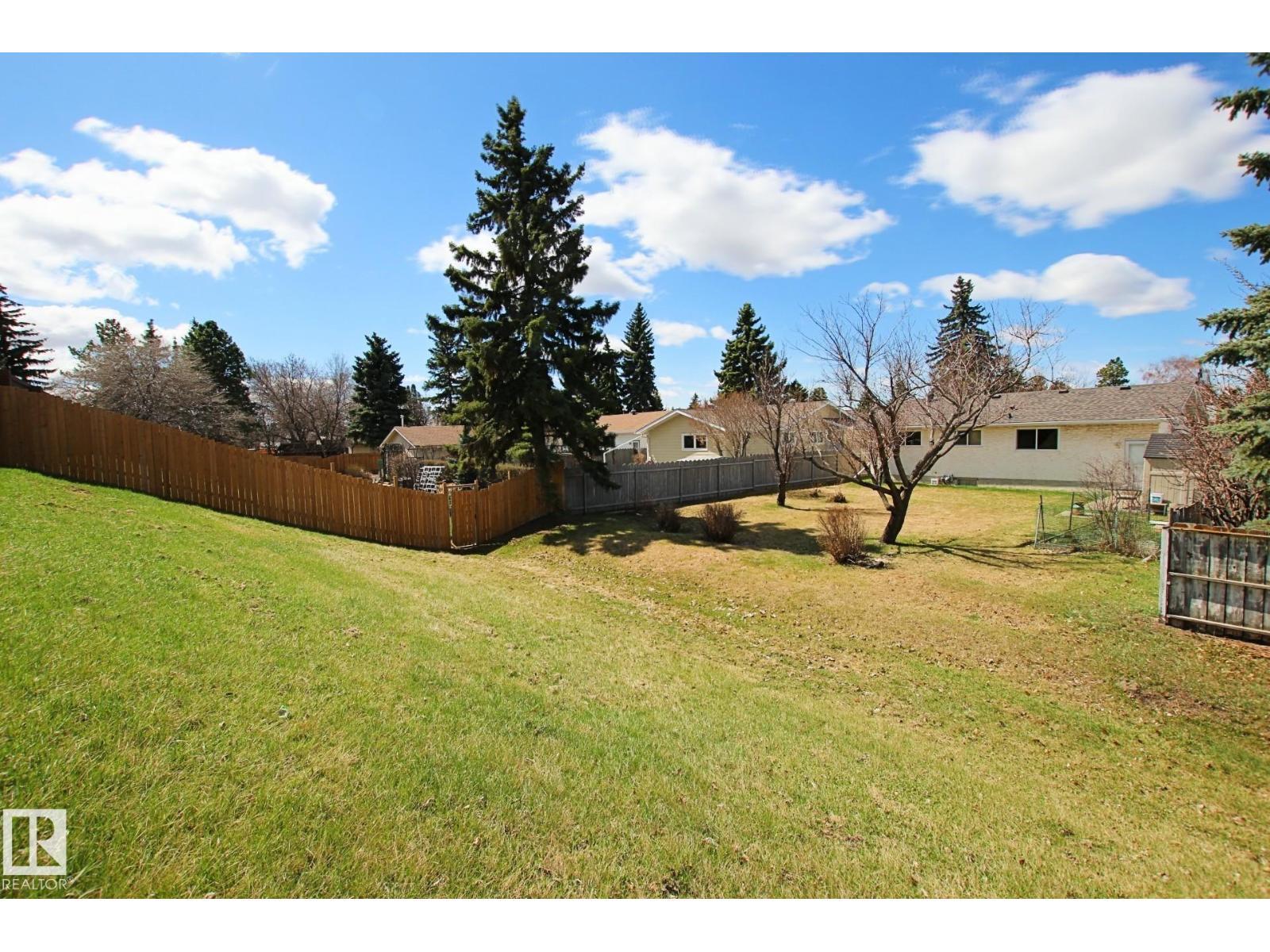 3539 104 St Nw, Edmonton, AB