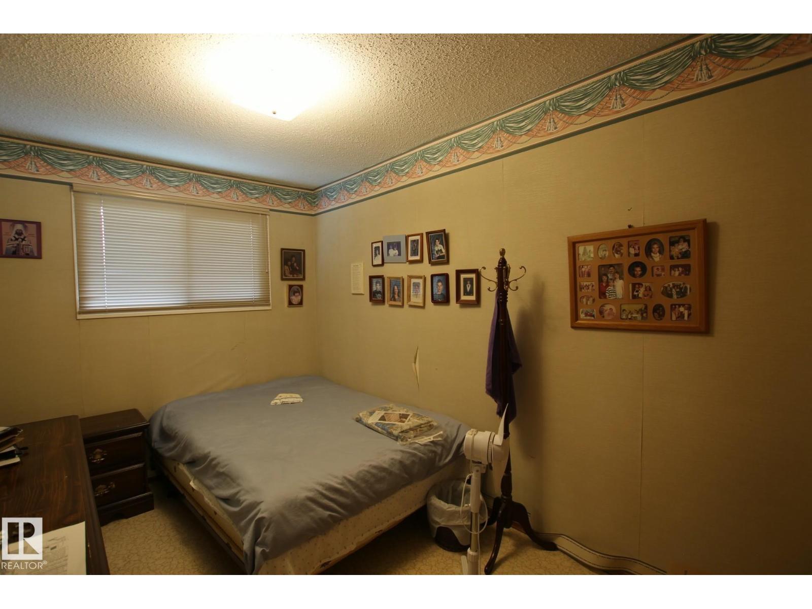 3539 104 St Nw, Edmonton, AB