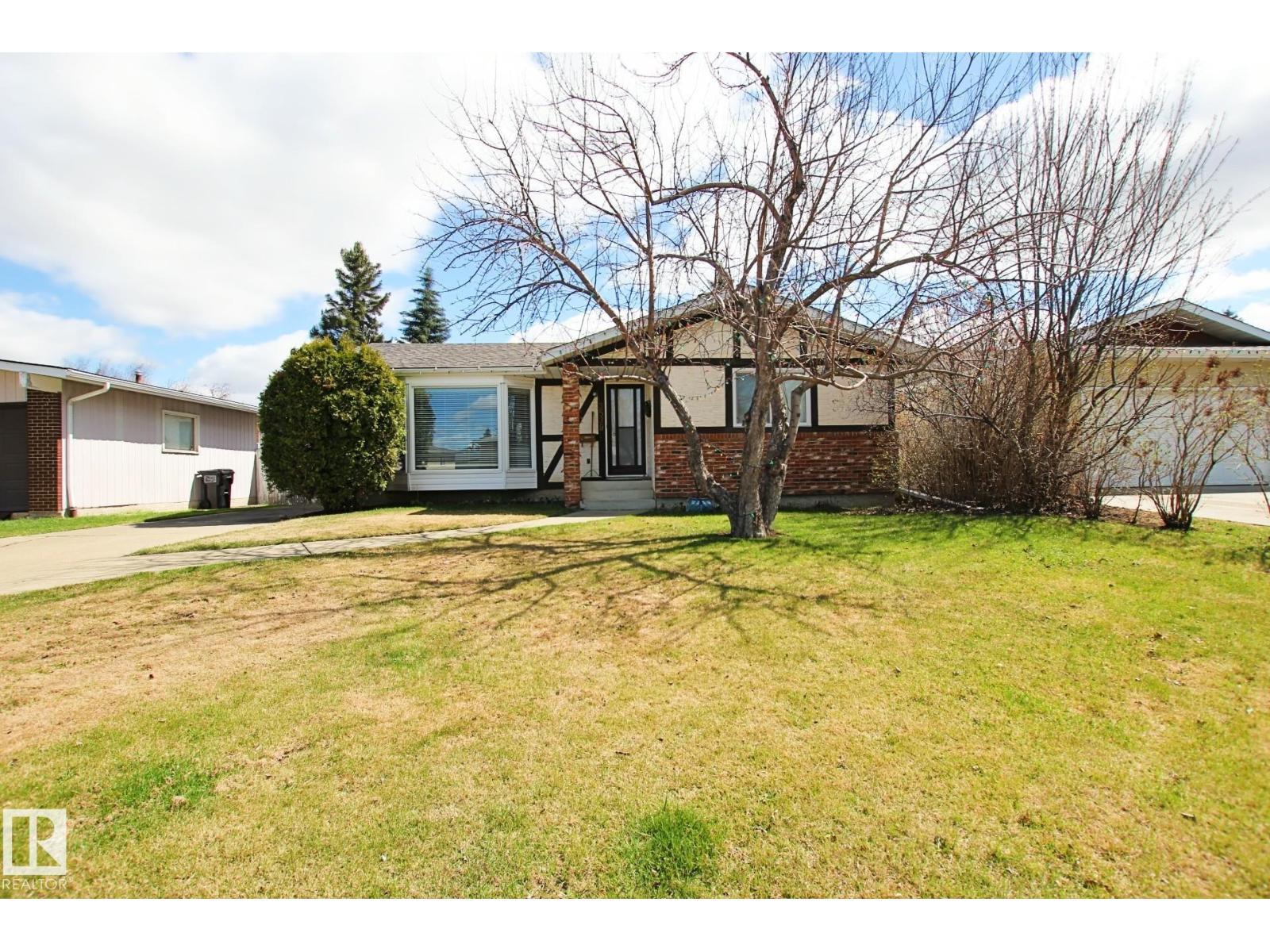 3539 104 St Nw, Edmonton, AB