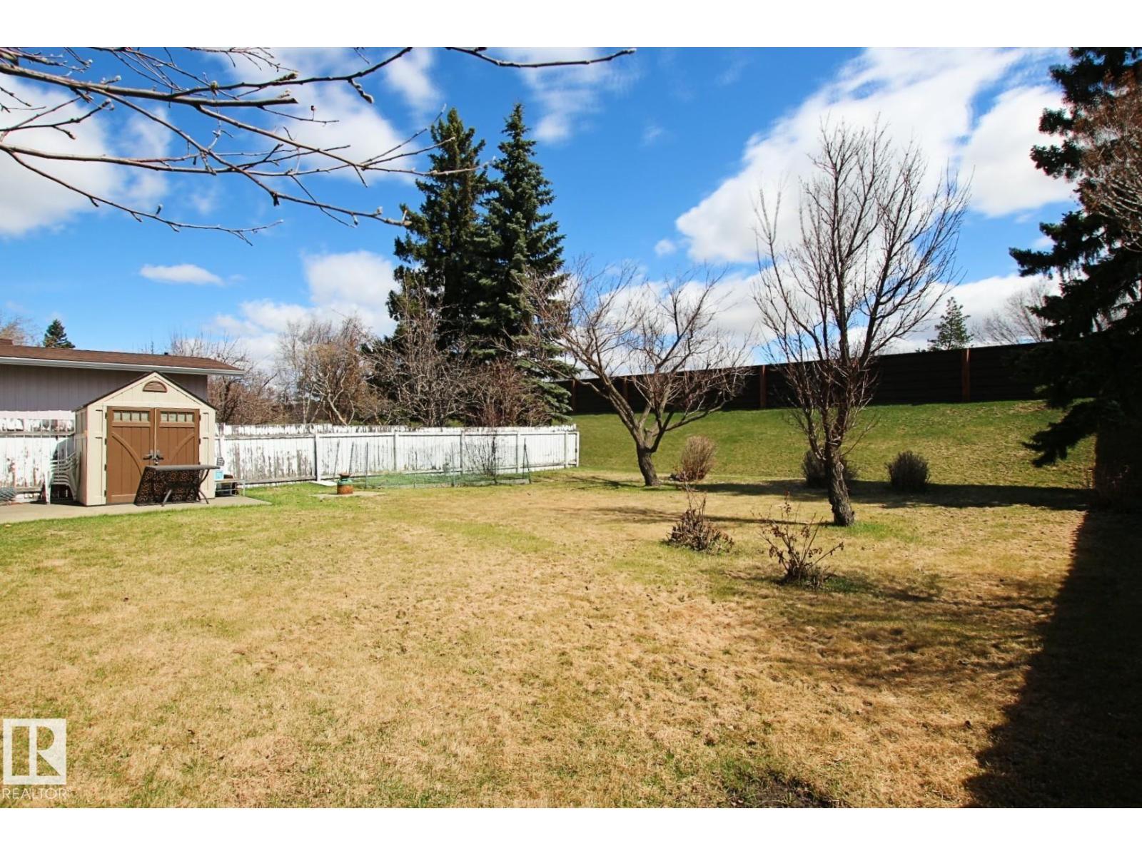 3539 104 St Nw, Edmonton, AB