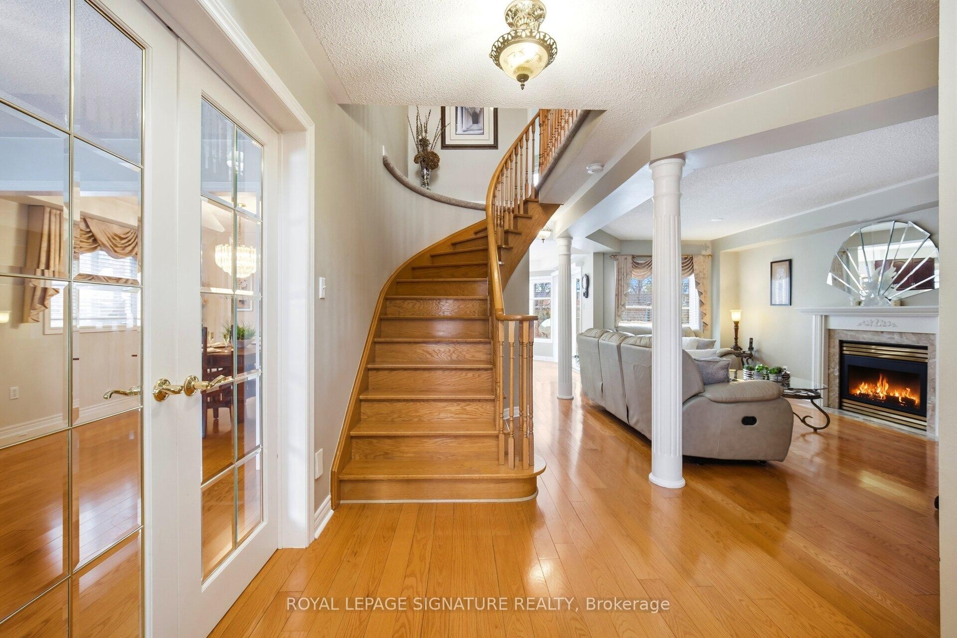 52 Durham Street, Halton Hills, ON - Indoor Photo Showing Other Room With Fireplace